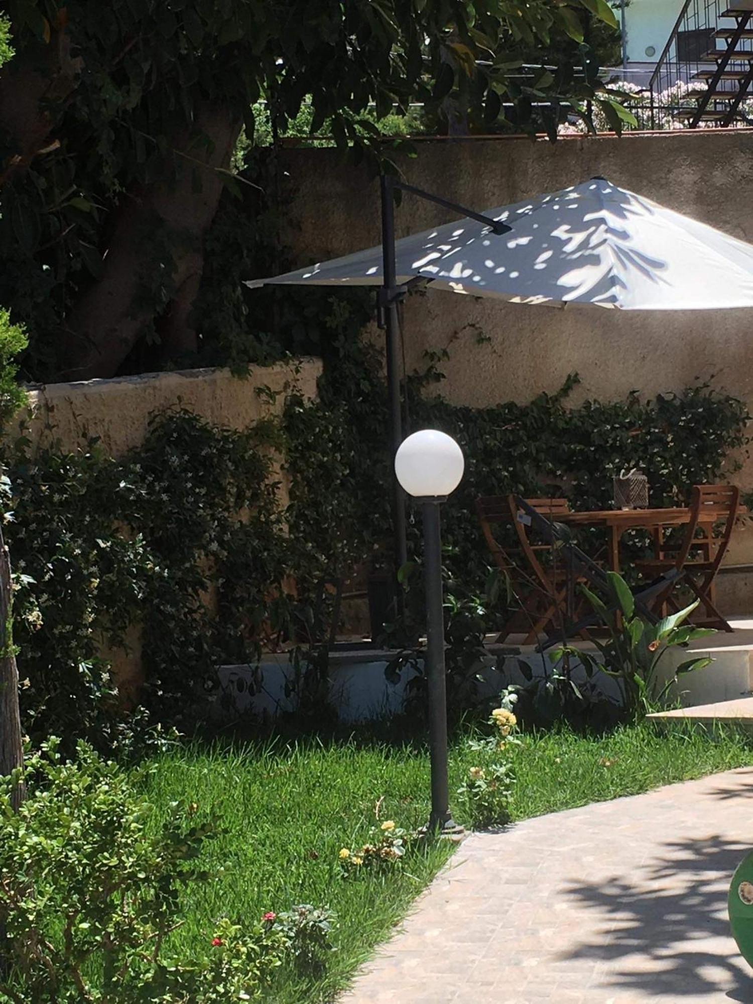 הוילה מונדלו Residenza Don Camillo חדר תמונה