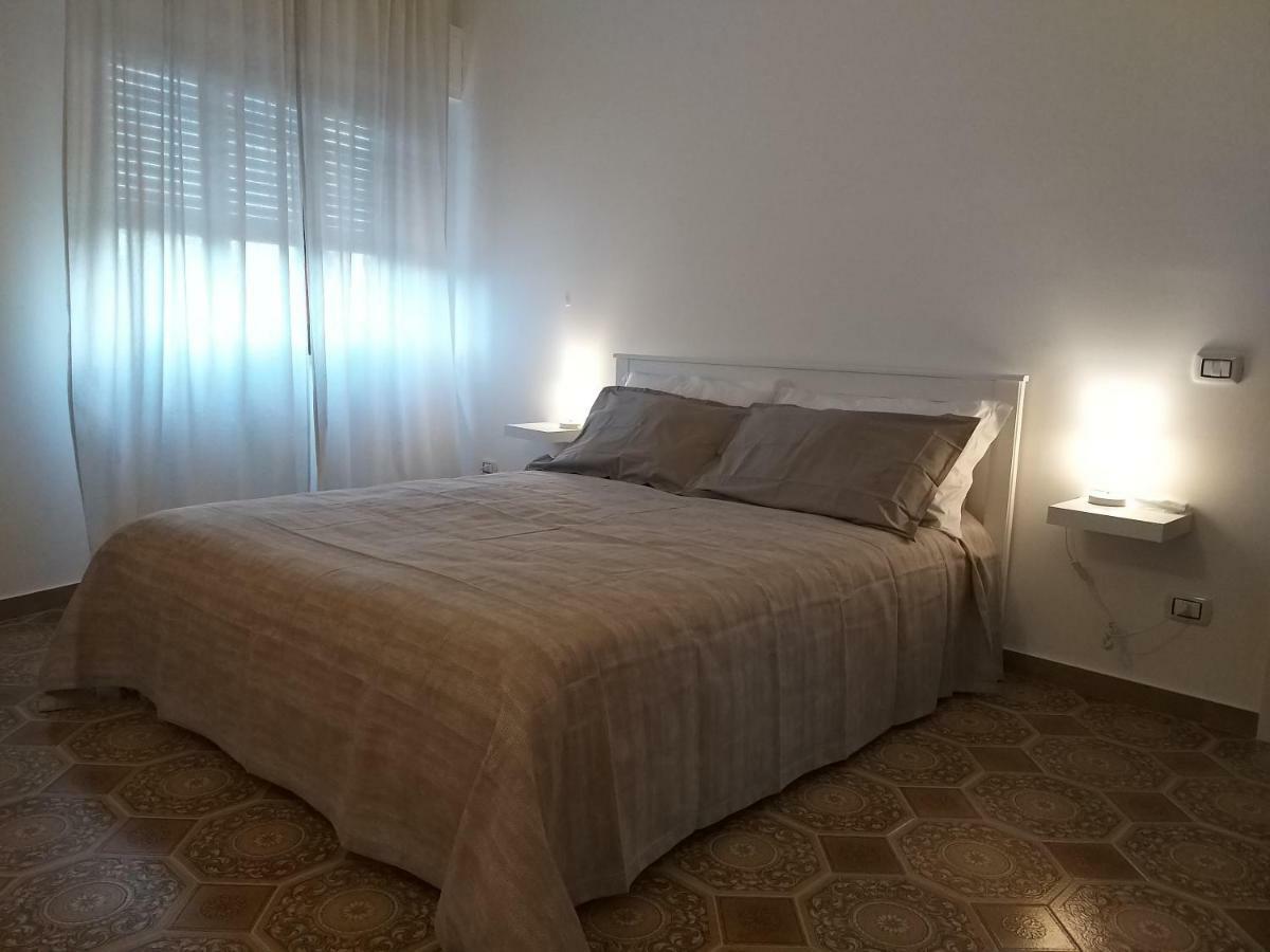 הוילה מונדלו Residenza Don Camillo מראה חיצוני תמונה